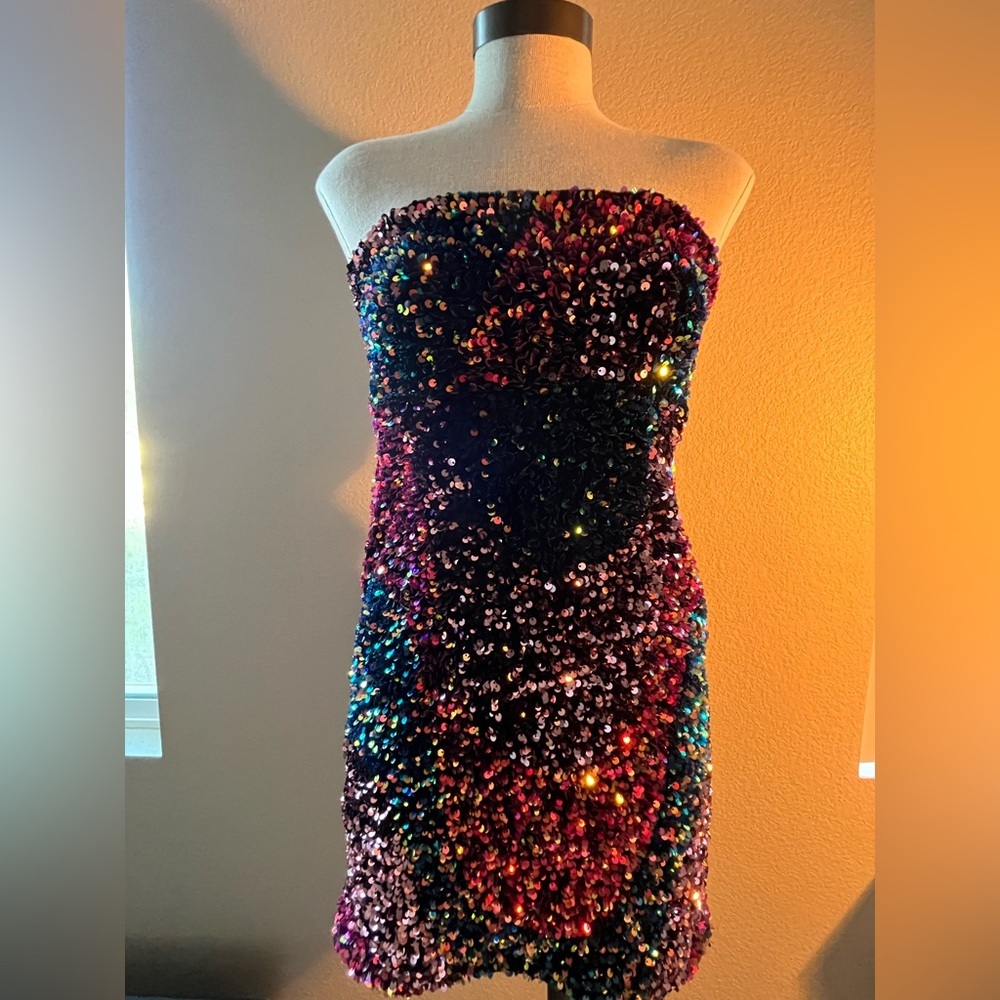 MNG -  Multicolor Sequin mini dress - size small - very sparkly! - Picture 4 of 6